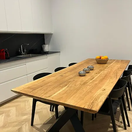 アパート Piso Encantador En El Centro De *