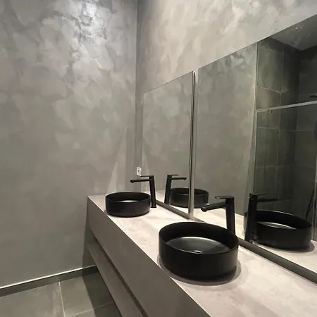 アパート Piso Encantador En El Centro De *