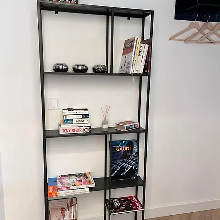 アパート Piso Encantador En El Centro De *