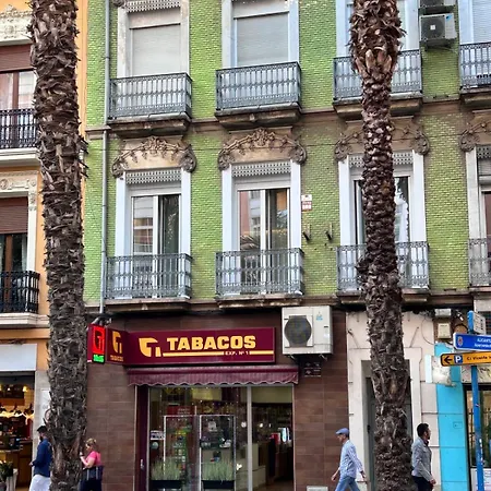 Piso Encantador En El Centro De アパート