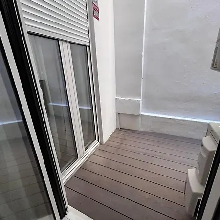 Piso Encantador En El Centro De * アリカンテ